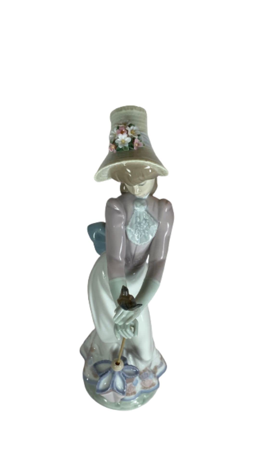 リヤドロ LLADRO 7618 ”GARDEN SONG” Lladro 7618 GARDEN SONG Pricing and Reference Guide